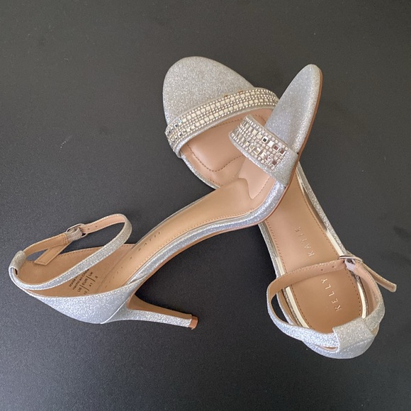 Kellie and Katie silver glittery sandals ankle strap rhinestone size 10 - Picture 4 of 8